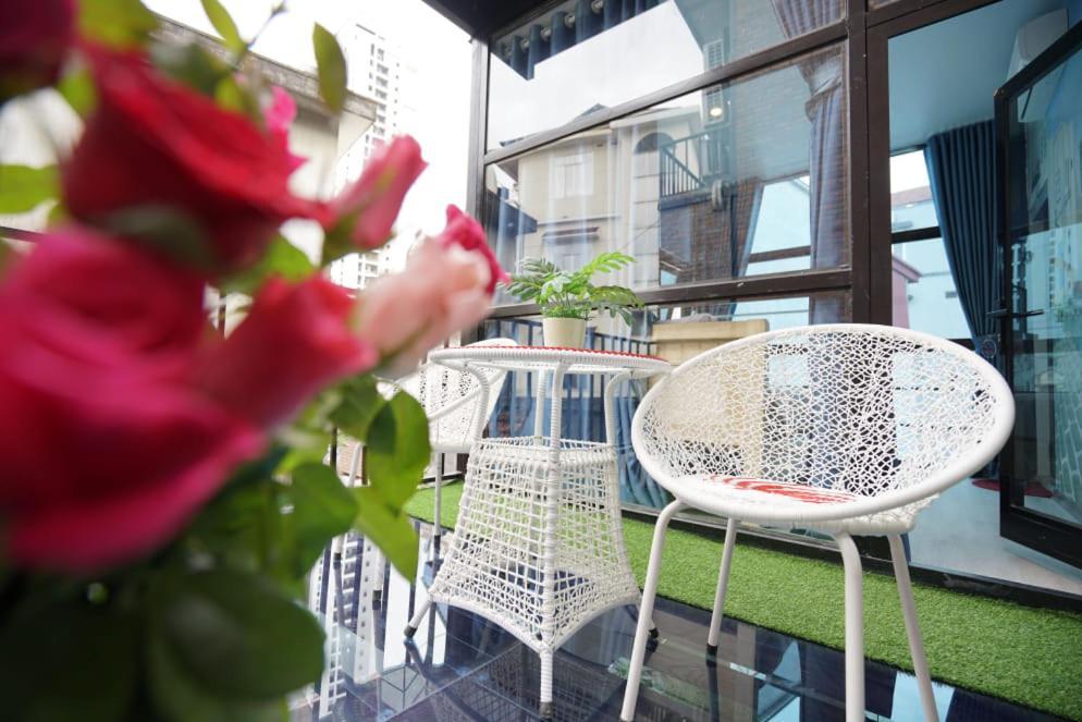 Almor Hostel With Pool In Right Center Hạ Long Exterior foto