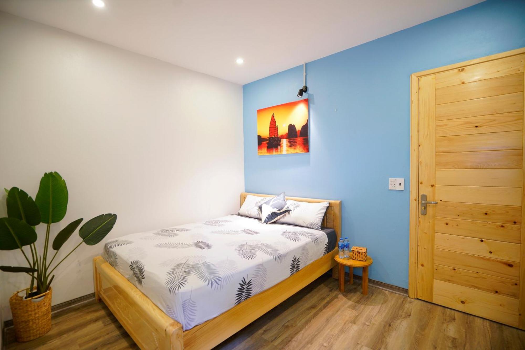 Almor Hostel With Pool In Right Center Hạ Long Exterior foto